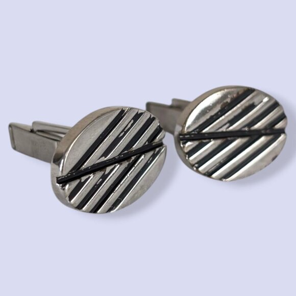 (2/$20) Vintage Oval Black Stripe Cufflinks - Picture 2 of 6